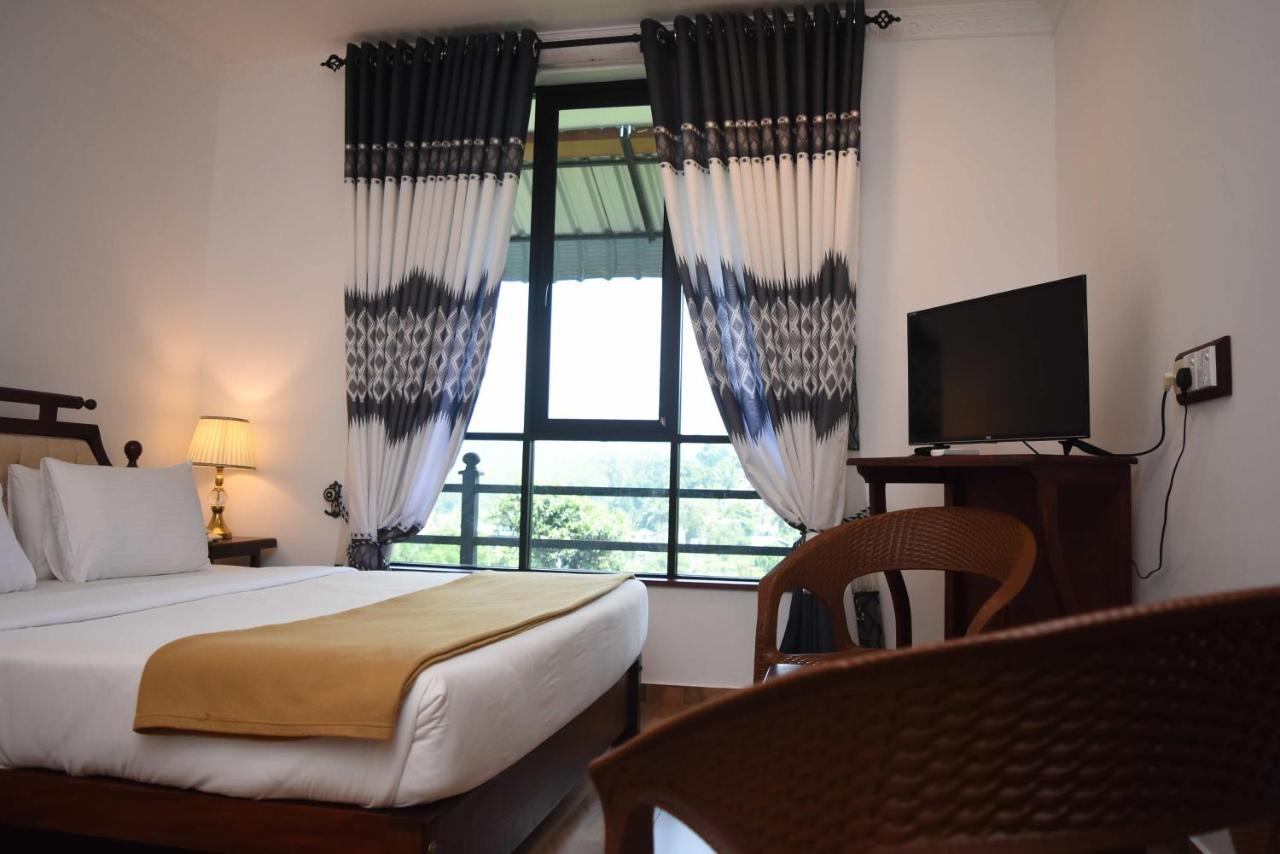Centauria Hill Resort Ratnapura Ngoại thất bức ảnh